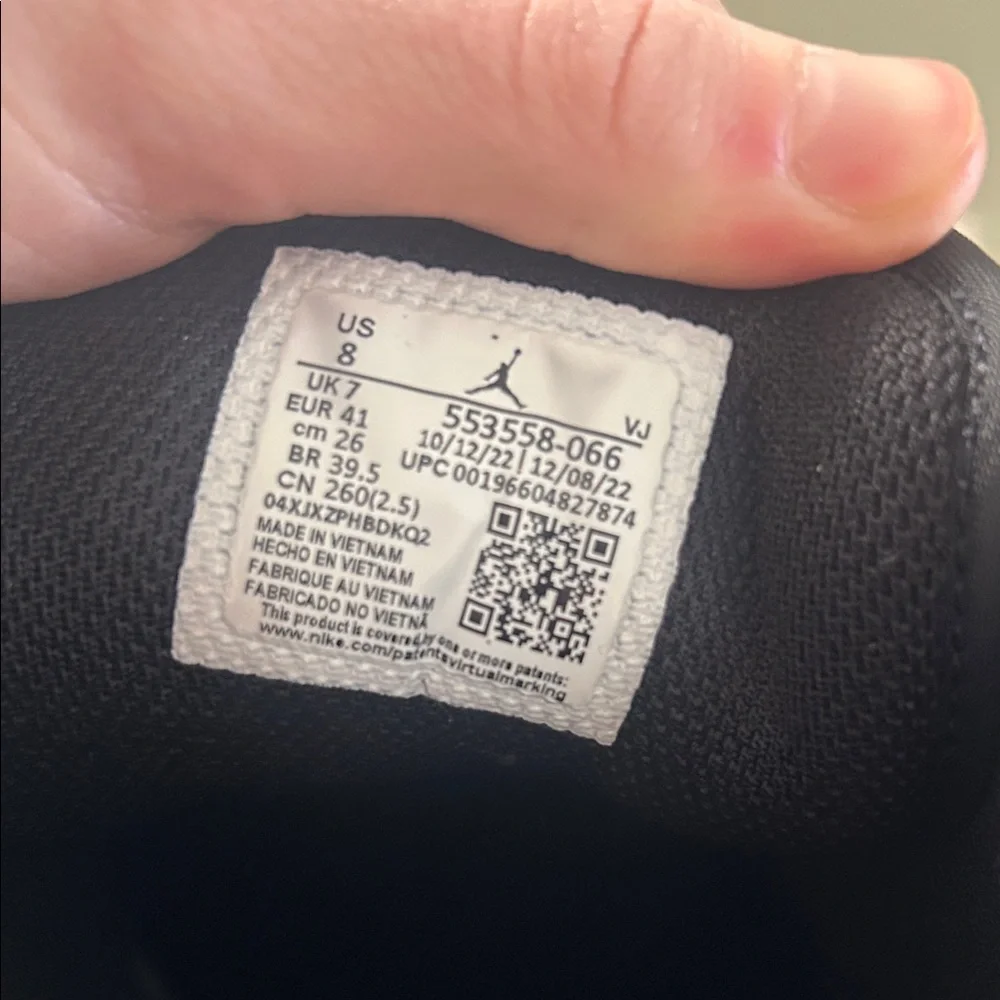 Nike good preowned